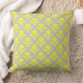 French Tapestry Bright Yellow and Gray クッション (ブランケット)