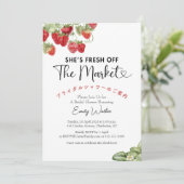 Fresh Off the Market Bridal Shower Strawberry Red 招待状 (スタンド正面)