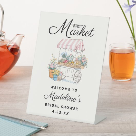 Fresh Off The Market Bridal Shower Tabletop Sign 台座サイン (インサイチュ)