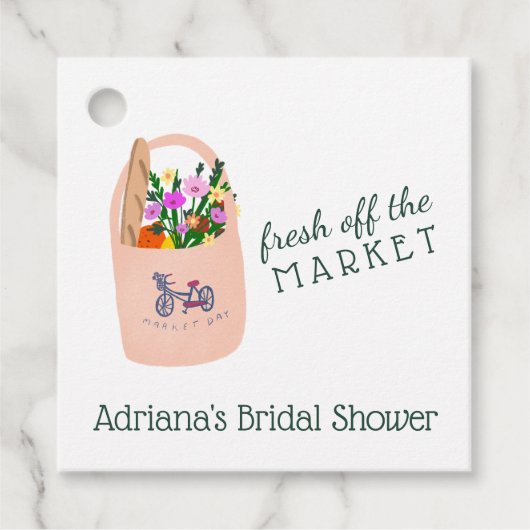FRESH OFF THE MARKET Cute Custom Bridal Shower フェイバータグ (正面)