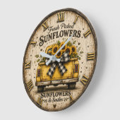 Fresh Picked Sunflowers Vintage Yellow Farm Truck ラージ壁時計 (傾斜)