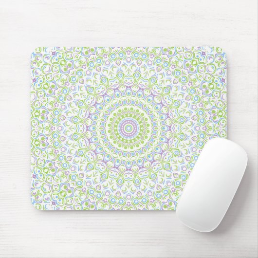 Fresh Spring Mandala in Green, Blue, and Lavender マウスパッド (マウス)