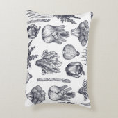 Fresh vegetables seamless pattern. Broccoli, carro アクセントクッション (裏面(縦))