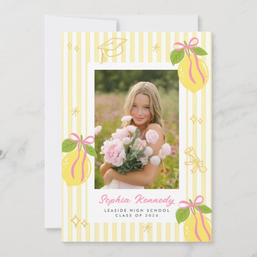 Freshly Graduated Lemon Graduation Announcement 招待状 (正面)