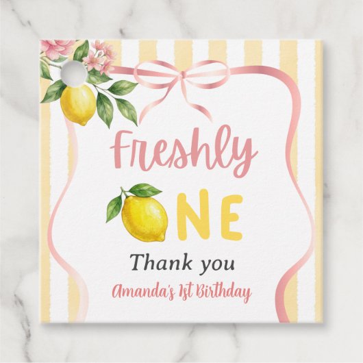 Freshly One Bow Pink Yellow Lemon First Birthday フェイバータグ (正面)