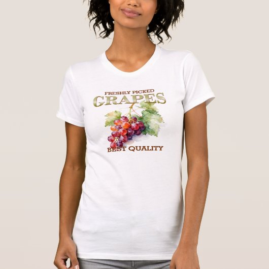 Freshly Picked Grapes - Best Quality Tシャツ (正面)