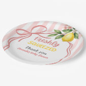 Freshly Squeezed Lemonade Bow Lemon Baby Shower ペーパープレート (アングル)