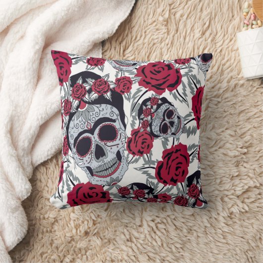 Frida Kahlo  and roses  クッション (ブランケット)