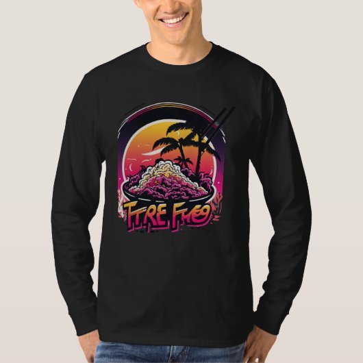 Fried Rice with a Nostalgic 80s Retrowave Aestheti Tシャツ (正面)