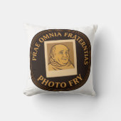 Fried Throw Pillow クッション (正面)