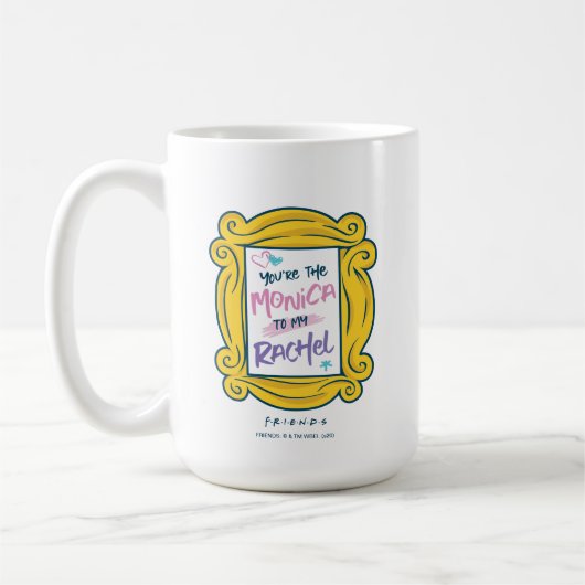 FRIENDS™ ののぞき穴 モニカとレイチェルの友情 コーヒーマグカップ (左)