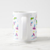 FRIENDS™タクシーと噴水のパターン ジャンボコーヒーマグカップ (裏面)