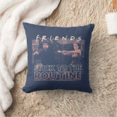 FRIENDS™ | ルーティーンを貫いて クッション (ブランケット)