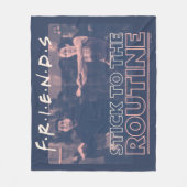 FRIENDS™ | ルーティーンを貫いて フリースブランケット (正面)
