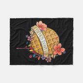 Friends Dont Lie Shirt  フリースブランケット (正面(横))