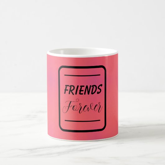 「Friends Forever」フレーズPink & Purple Background コーヒーマグカップ (中央)