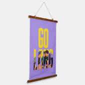 FRIENDS™ | Go Long 引用 吊り下げ型タペストリー (傾斜あり)