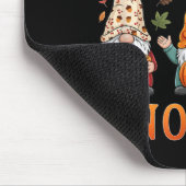 Friendsgiving With My Gnomies Friends Thanksgiving マウスパッド (コーナー)