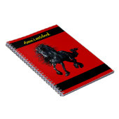 Friesianの種馬、黒い美しいの馬、赤または名前 ノートブック (右側)