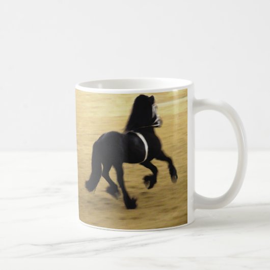 Friesianの馬のマグ コーヒーマグカップ (右)