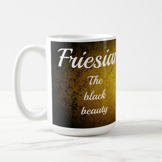 Friesianの黒い種馬か黒い美しいの馬の金ゴールド コーヒーマグカップ (左)