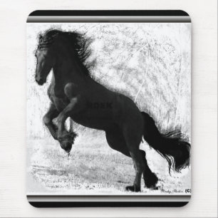 Friesian力のマウスパッド マウスパッド