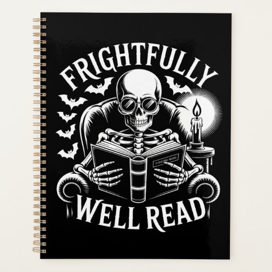 Frightfully Well Read Vintage Reading プランナー手帳 (正面)