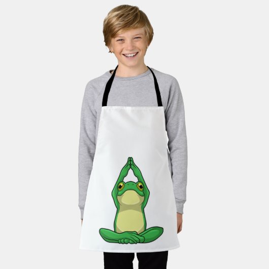 Frog at Yoga in Cross Leged エプロン (着用した状態)