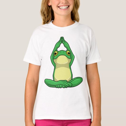 Frog at Yoga in Cross Leged Tシャツ (正面)