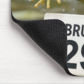 Frog Leaping Over February 29 Date マウスパッド (コーナー)