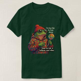 Frog licking a lollypop tシャツ