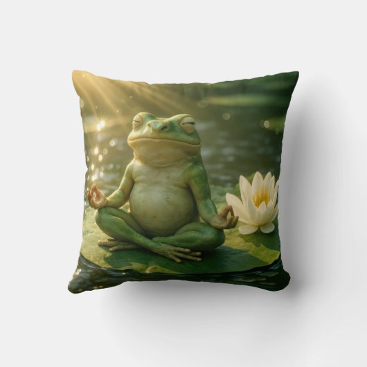Frog Meditating On a Lily Pad クッション (裏面)
