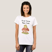 Frog Mushroom - Good Things Take Time Illustration Tシャツ (正面フル)