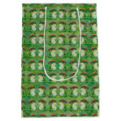 Frog named Clover ミディアムペーパーバッグ (裏面)