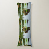 Frog on Lily Pad Serene Pond Body Pillow Design ボディピロー (正面縦)