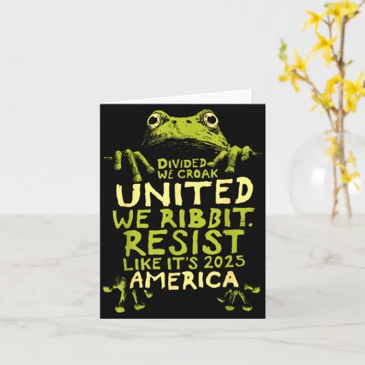 Frog Resist Cute Funny  カード (黄色い花)