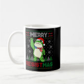 Frog Retro Merry Resistmas Funny Litical Ugly Chri コーヒーマグカップ (左)