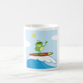 Frog Surfing On An Ocean Wave Coffee Mug コーヒーマグカップ (中央)