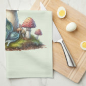 Frog Under a Mushroom Cute Nature キッチンタオル (四つ折り)