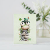 Frog with Green Hat and Shamrock Cute ポストカード (スタンド正面)