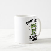 Froget About It - カエルのかわいい駄洒落 コーヒーマグカップ (正面右)