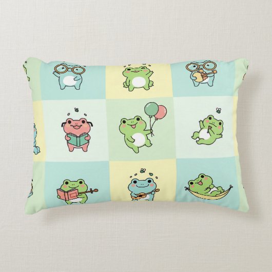 Frogs with Tiny Hobbies アクセントクッション (正面)