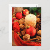 Frohe Weihnachten. Kerze mit Walnüssen. シーズンポストカード (正面/裏面)
