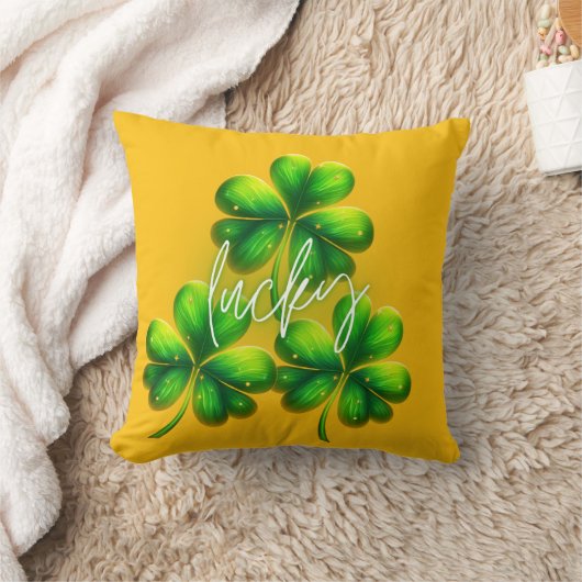 From emerald green to lucky clovers クッション (ブランケット)