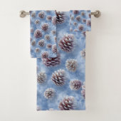 Frosted Blue Pinecones Pattern Throw Pillow バスタオルセット (インサイチュ)