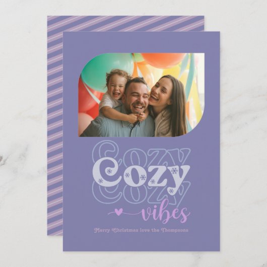 Frosted Lavender Cozy Vibes Only Christmas Photo シーズンカード (正面/裏面)