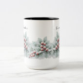 Frosted Winter Berry and Spruce Botanical Holiday ツートーンマグカップ (中央)