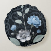 Frosted Winter Floral, Icy Blue & Silver Pattern R ラウンドクッション (裏面)