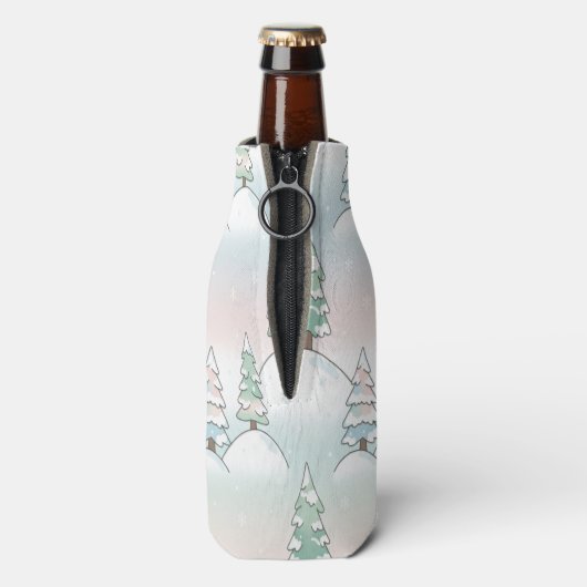 Frozen Forest Elegance Winter Tree Designs ボトルクーラー (ボトル裏面)