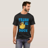 Frunk As Duck Rubber Duck Drinkミームユーモア7 Tシャツ (正面フル)